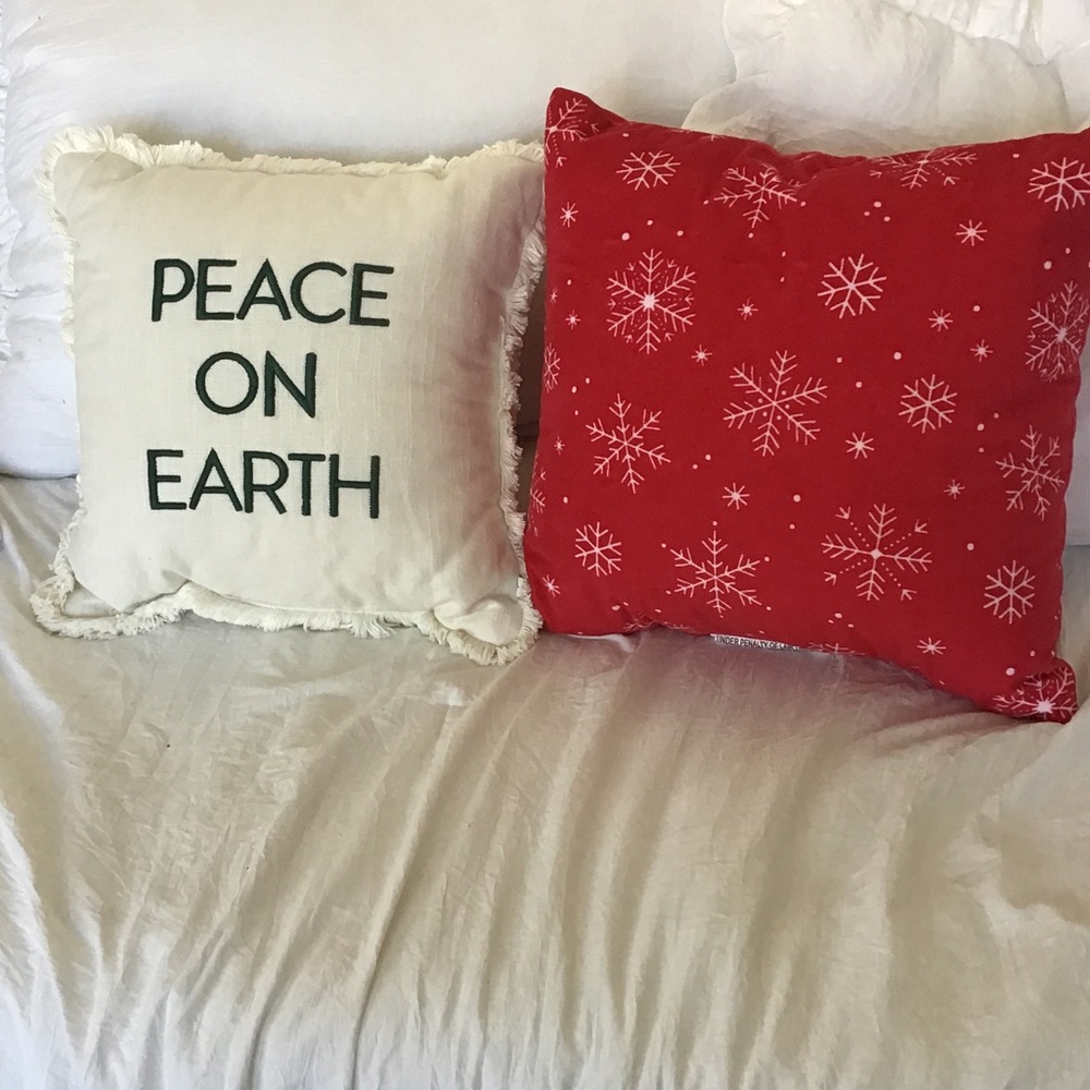 Christmas toss pillows